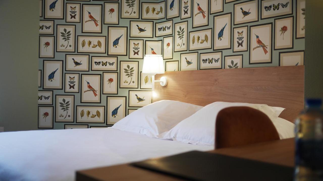 Hotel Logis Saint Louis La Suze-sur-Sarthe Exterior foto